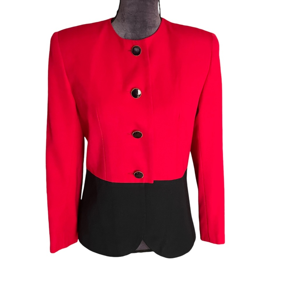 Suits Me Vintage Black and Red Blazer Size‎ S